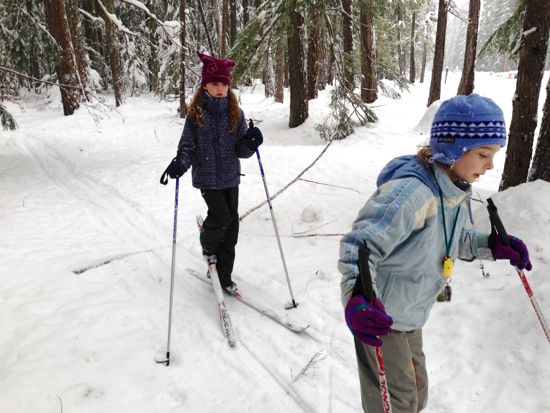 Caitlyn on skis