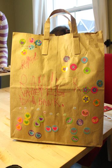 Caitlyn's food drive bag