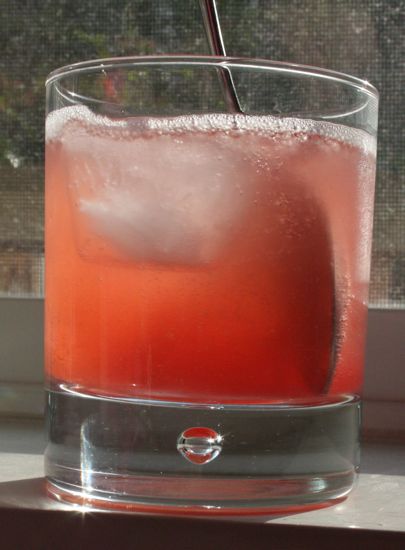 Rhubarb and Rosewater spritzer